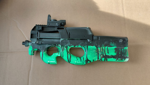 P90 lebensgroß csgo plastik - p90,
