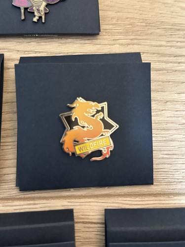 Pin serie 3 wildfire - serie,